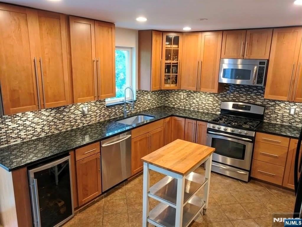 373 Franklin Street – photo 3