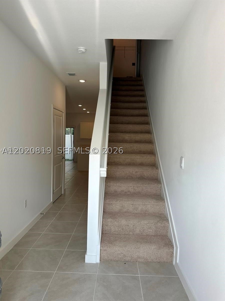 853 SW 12th St – photo 5