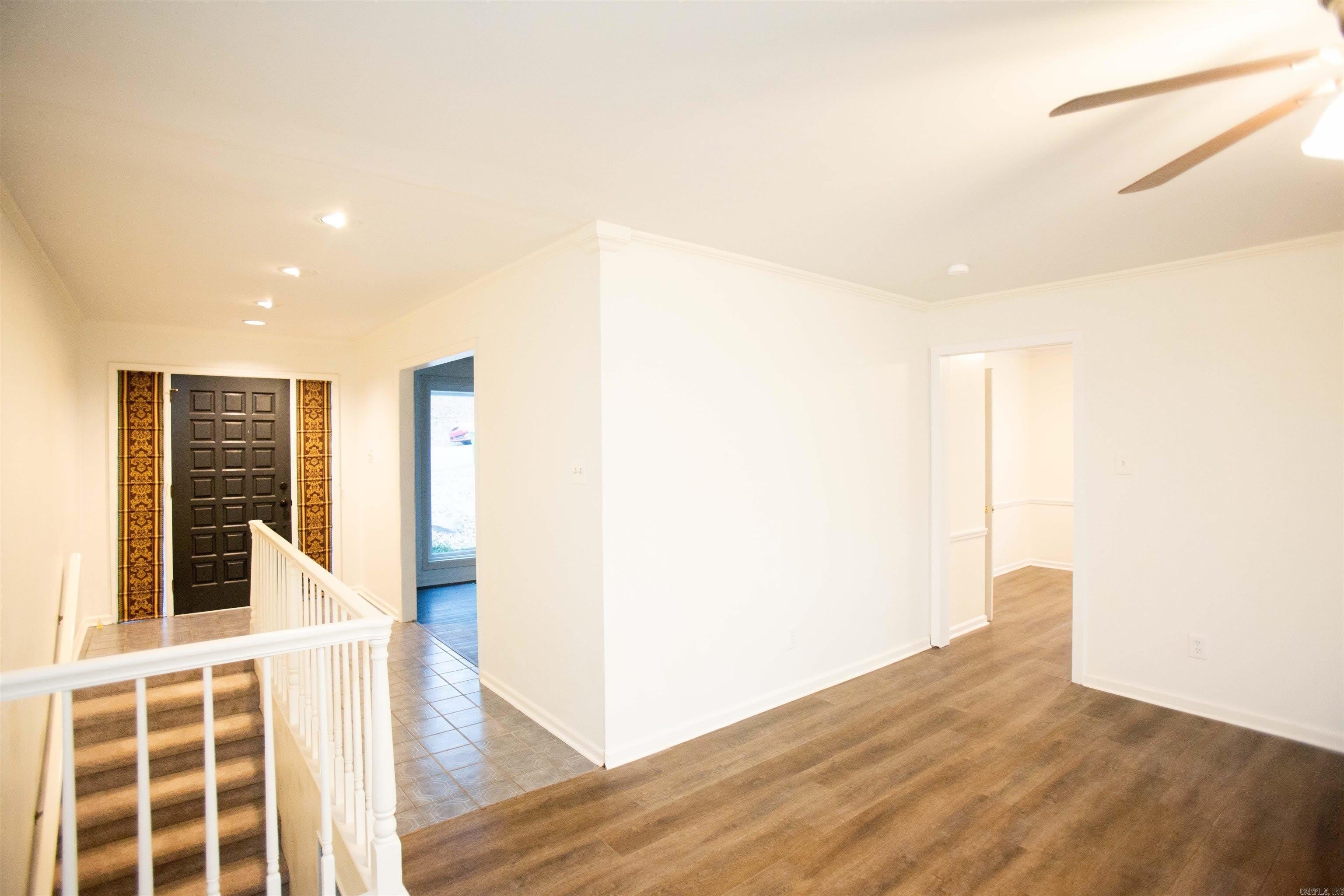 1506 Alberta Drive – photo 4