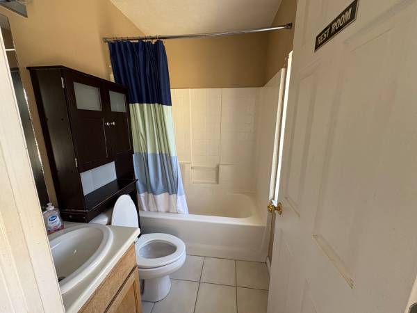 600 S State St – photo 2