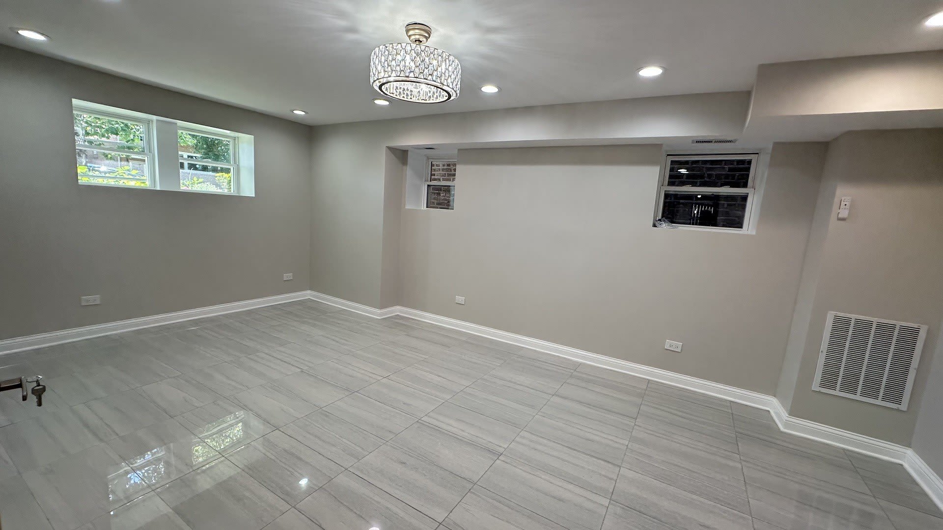 5224 N Bernard Street – photo 2