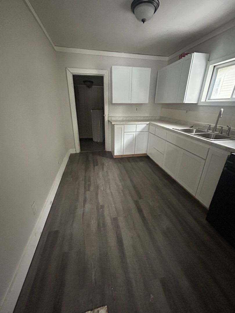1 Bedroom 1 Bath House – photo 3