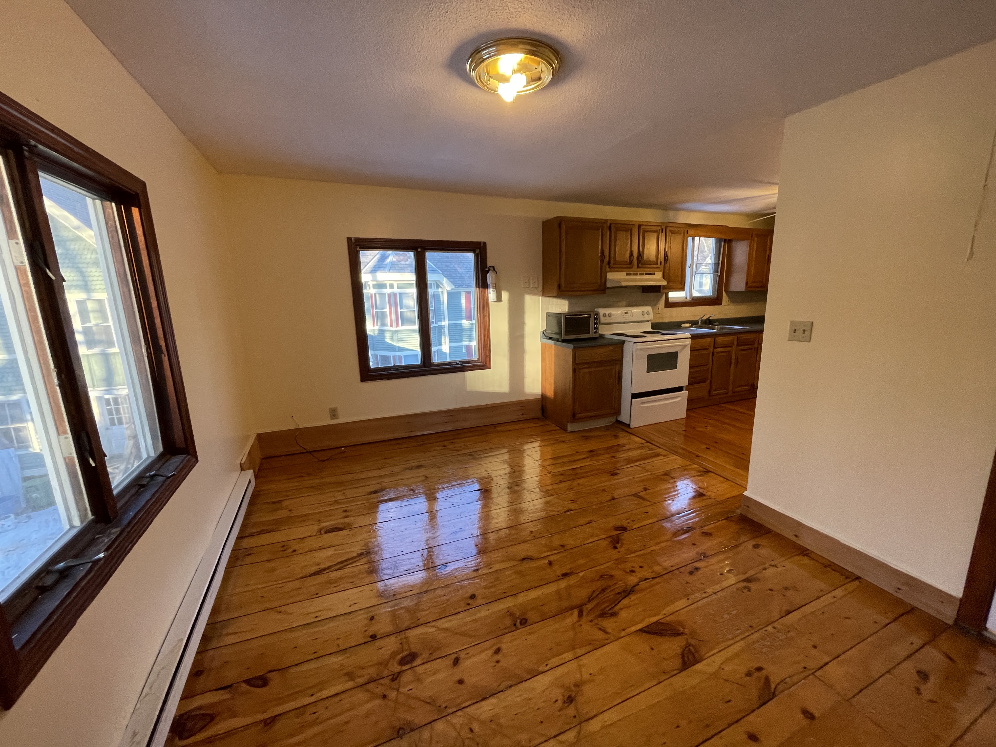 61 Mechanic St – photo 5