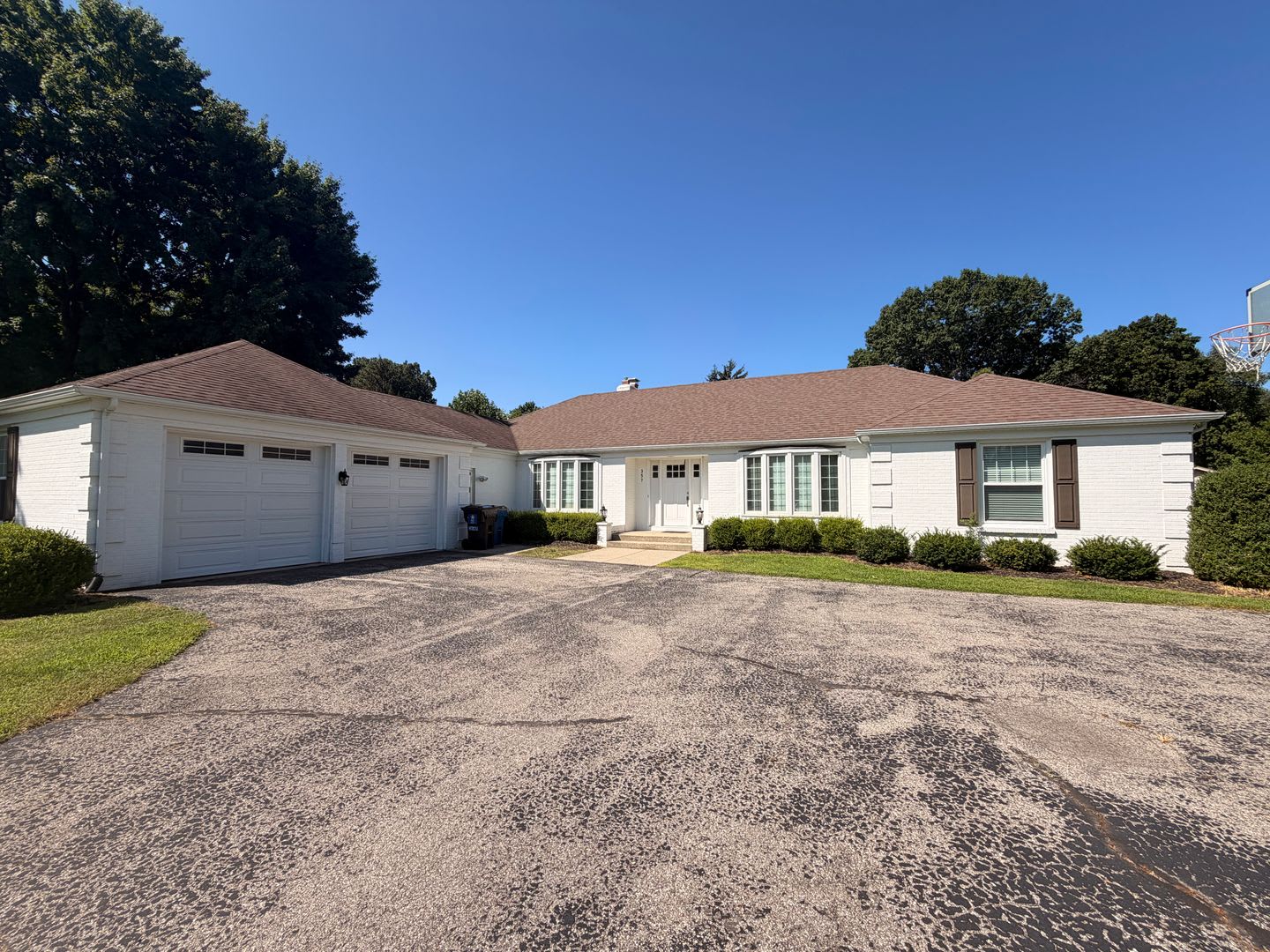 Forest Hill Schools Executive Home – photo 2