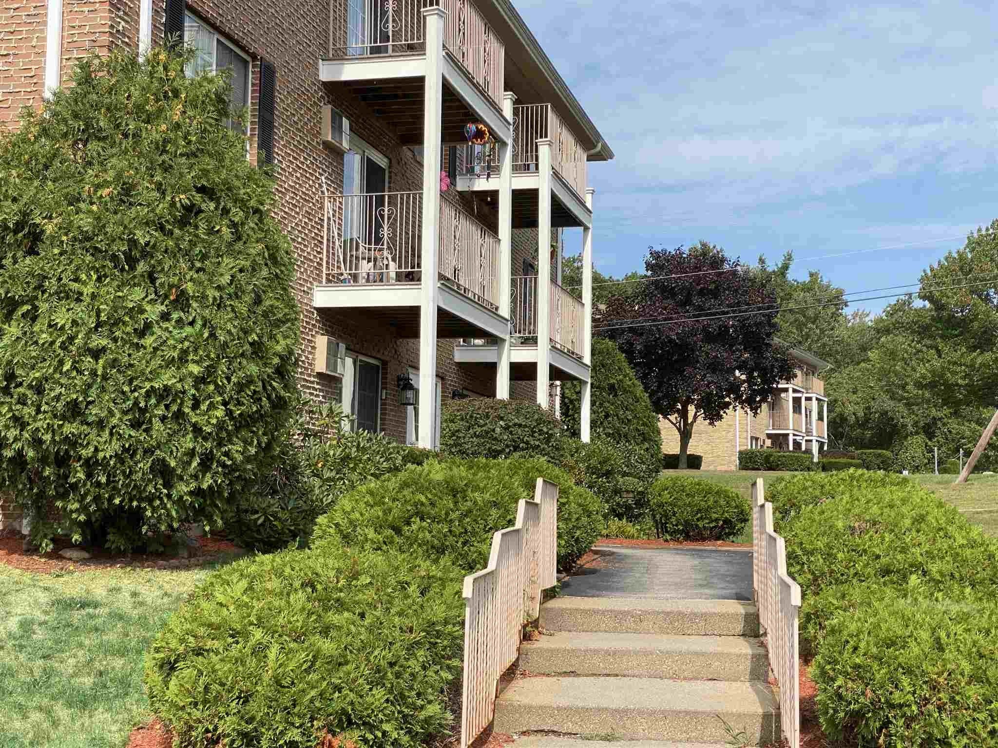 385 Huse Road – photo 3
