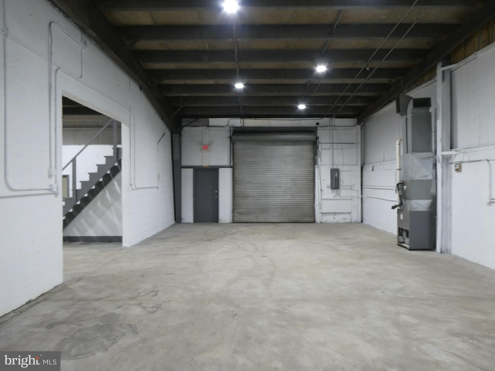 411 N GROVE Street – photo 4