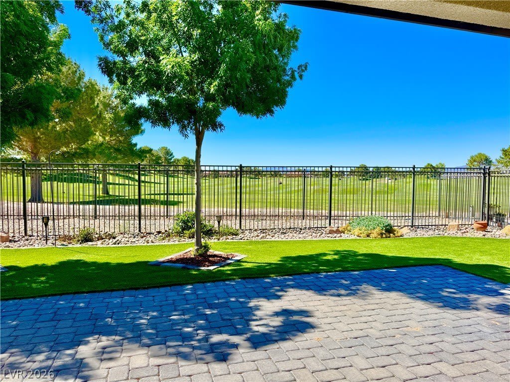 5025 E Beacon Ridge Drive – photo 3