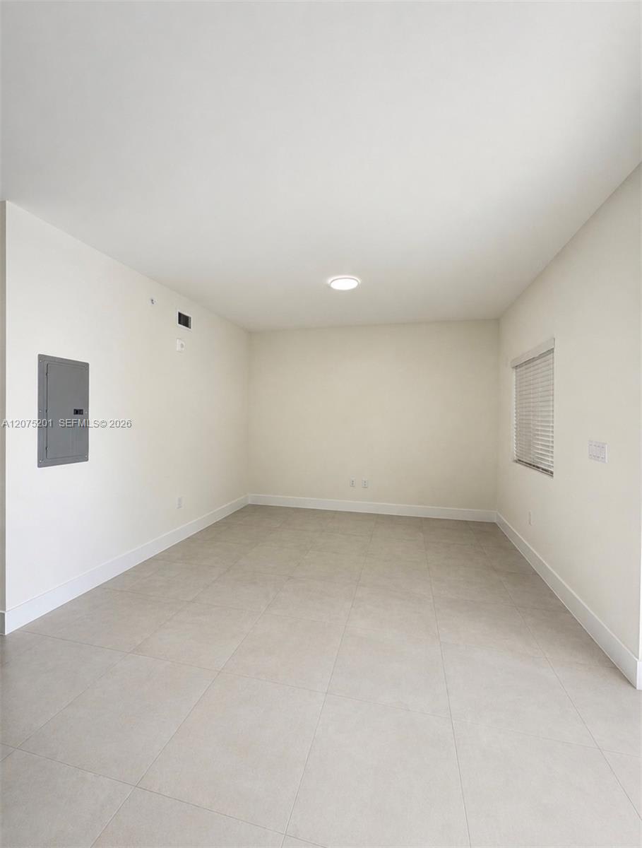 310 East 7th Street – photo 2