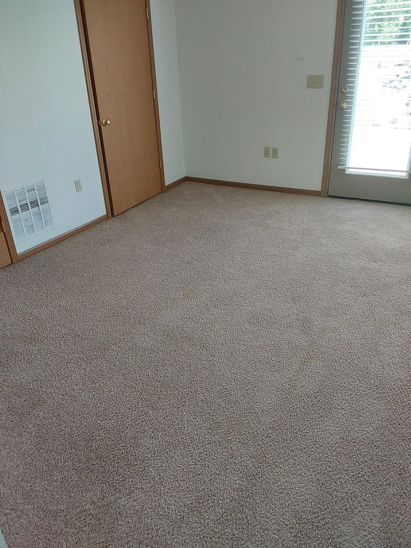 2 BR Glenn View – photo 3