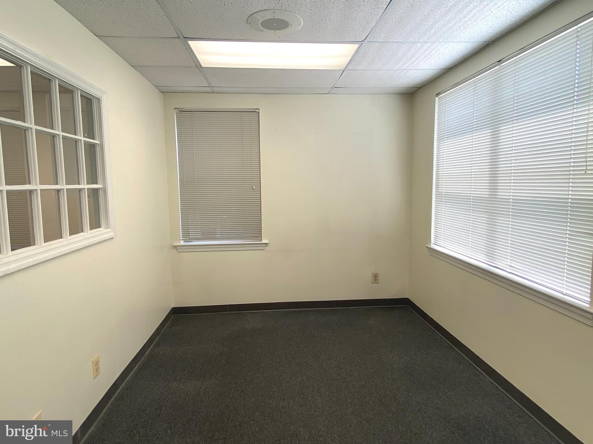 6080 FRANCONIA Road – photo 4