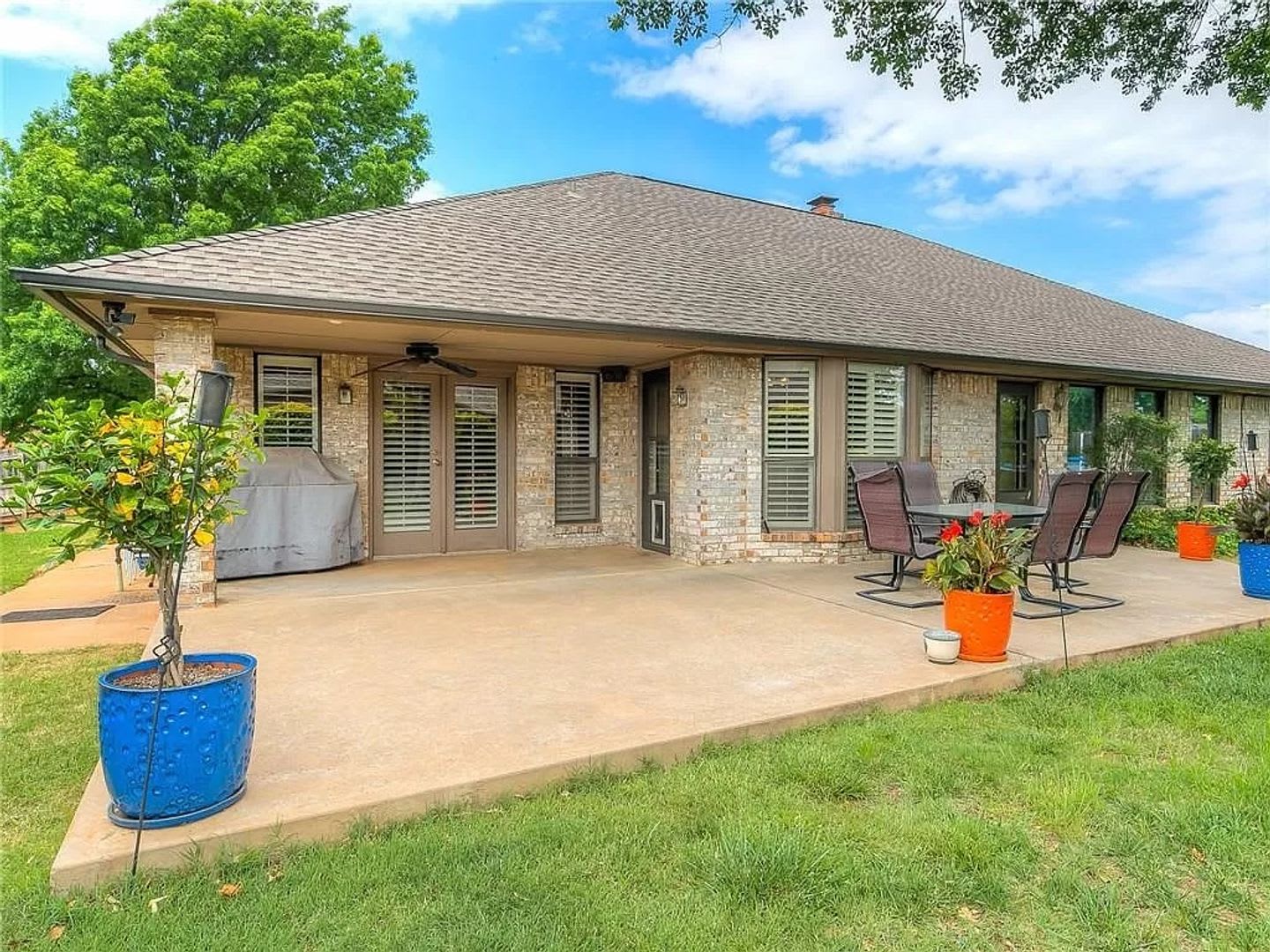 300 Move In Special Spacious And Beautiful 4 Bedroom 2 Bathroom Home In Edmond 300 Move In Special – photo 2