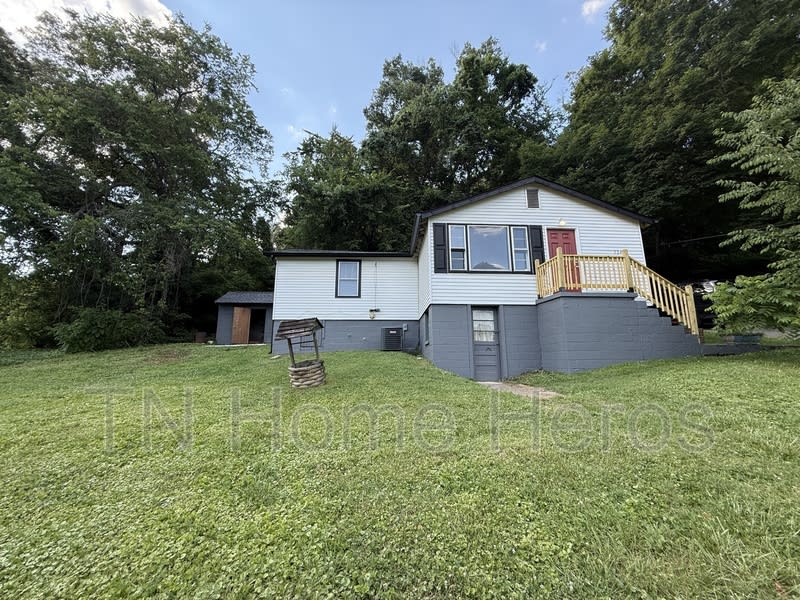 5247 McIntyre Road – photo 1