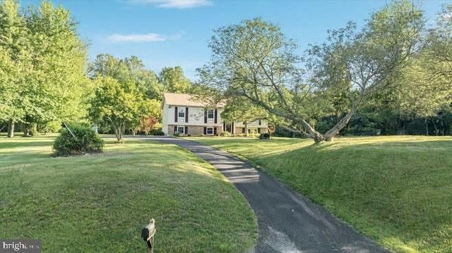 8201 MORNINGSIDE Drive – photo 2