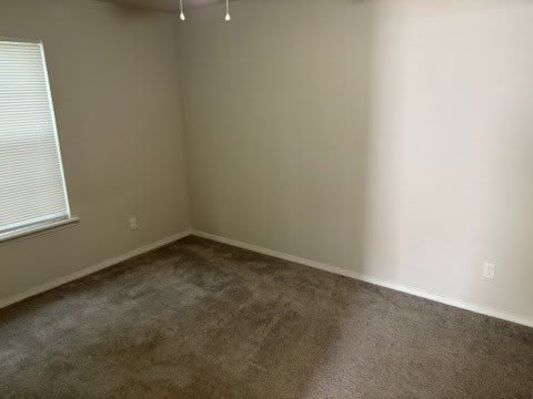1205 N Oakland Avenue – photo 4