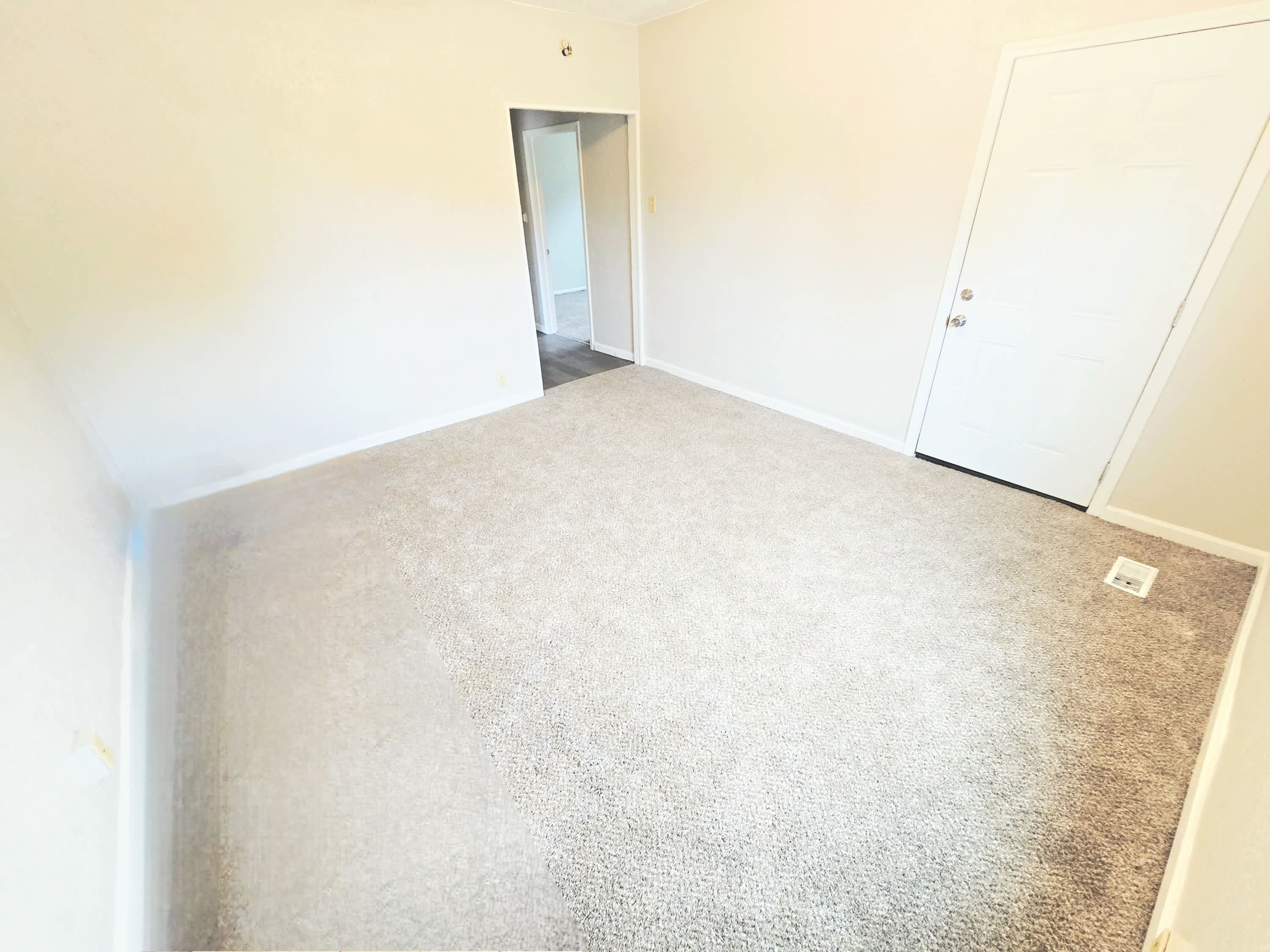 233 East 12th Street – photo 4