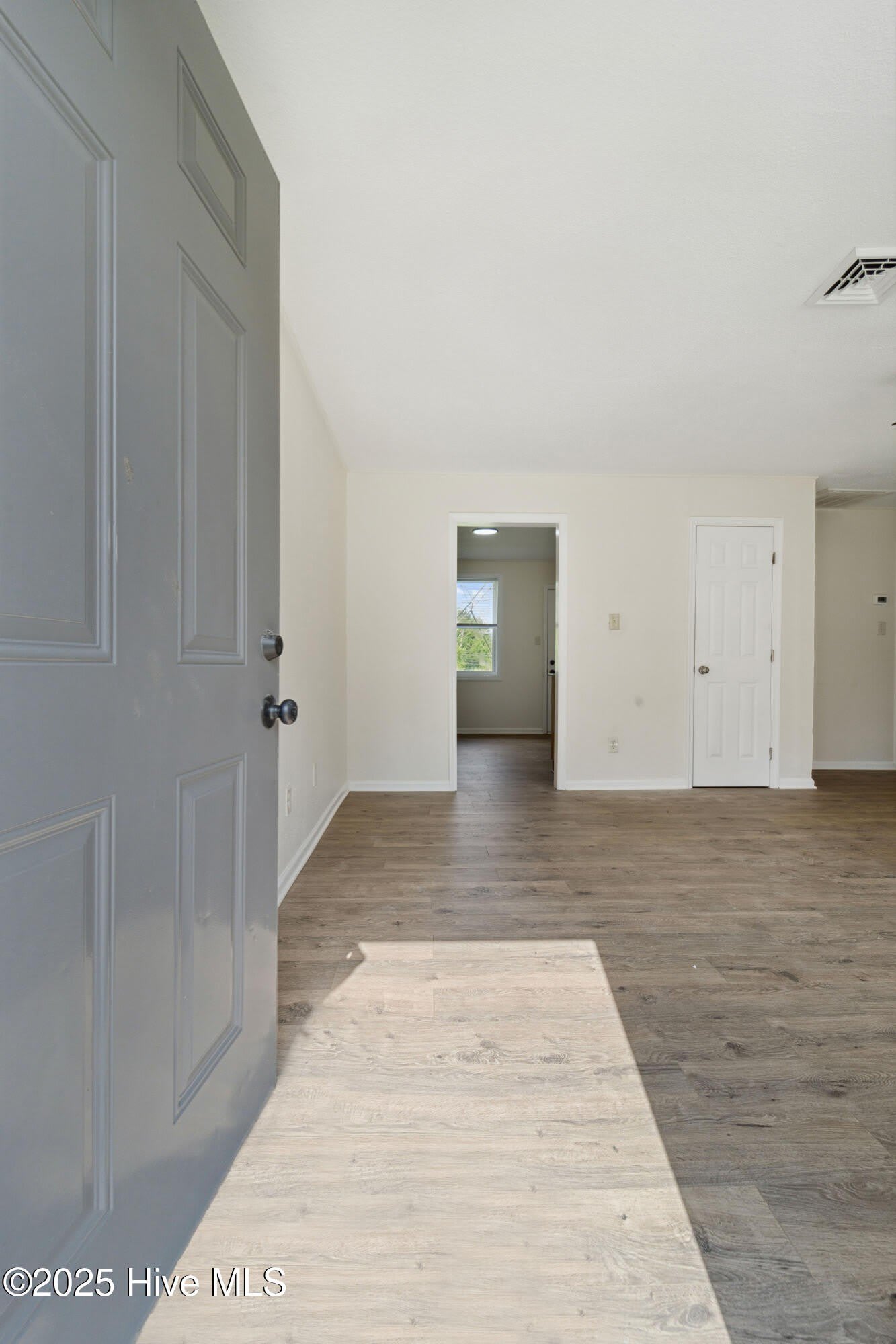 1216 Davis Street – photo 2