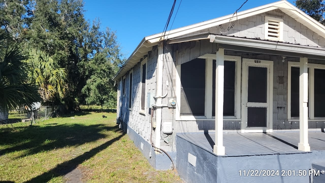 716 Bronson Street – photo 2