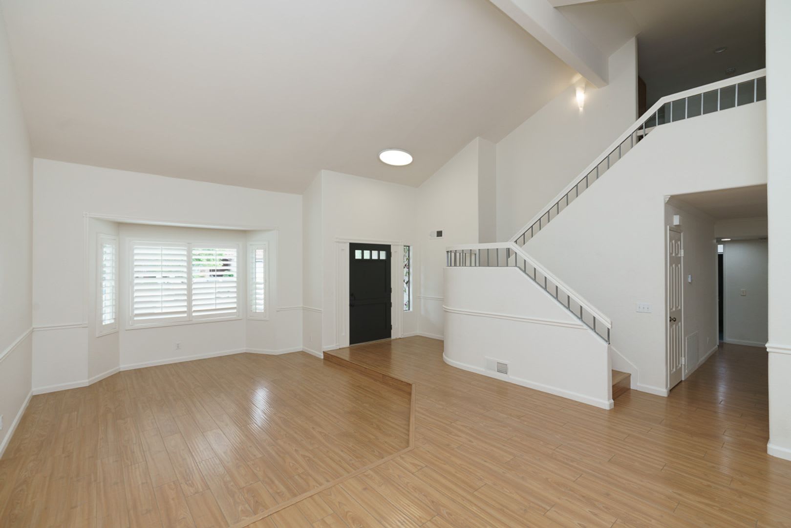 4 Bedroom Home with Solar in Encinitas – photo 4