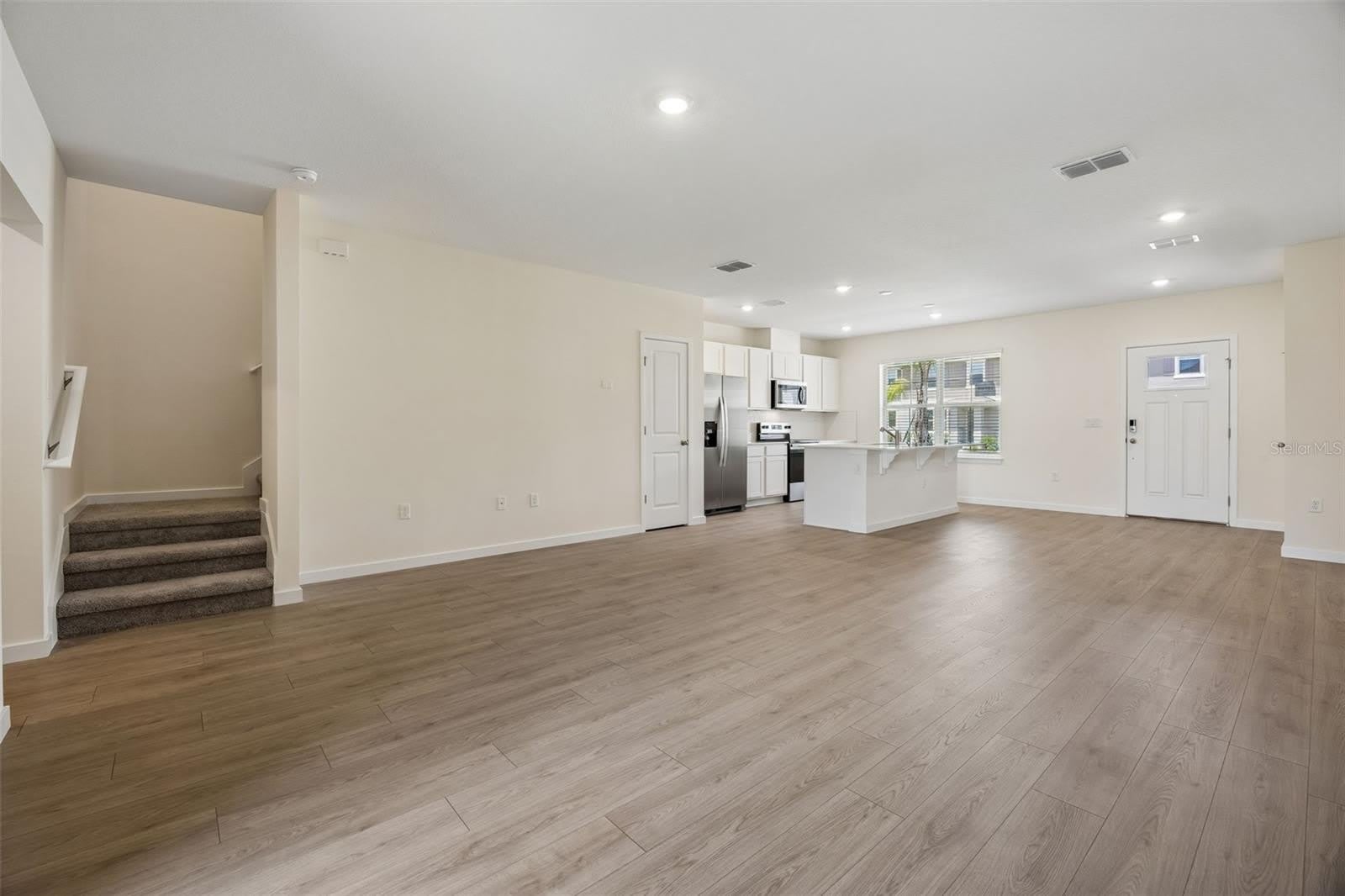 16588 Barbours Creek Way – photo 4