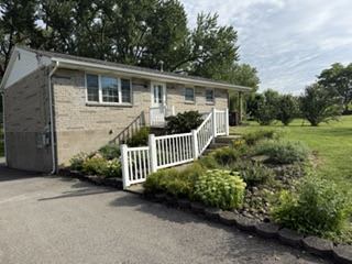 55 Martha Ave – photo 2
