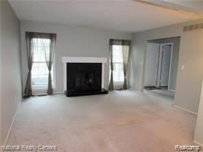 42106 Gladwin Street – photo 3