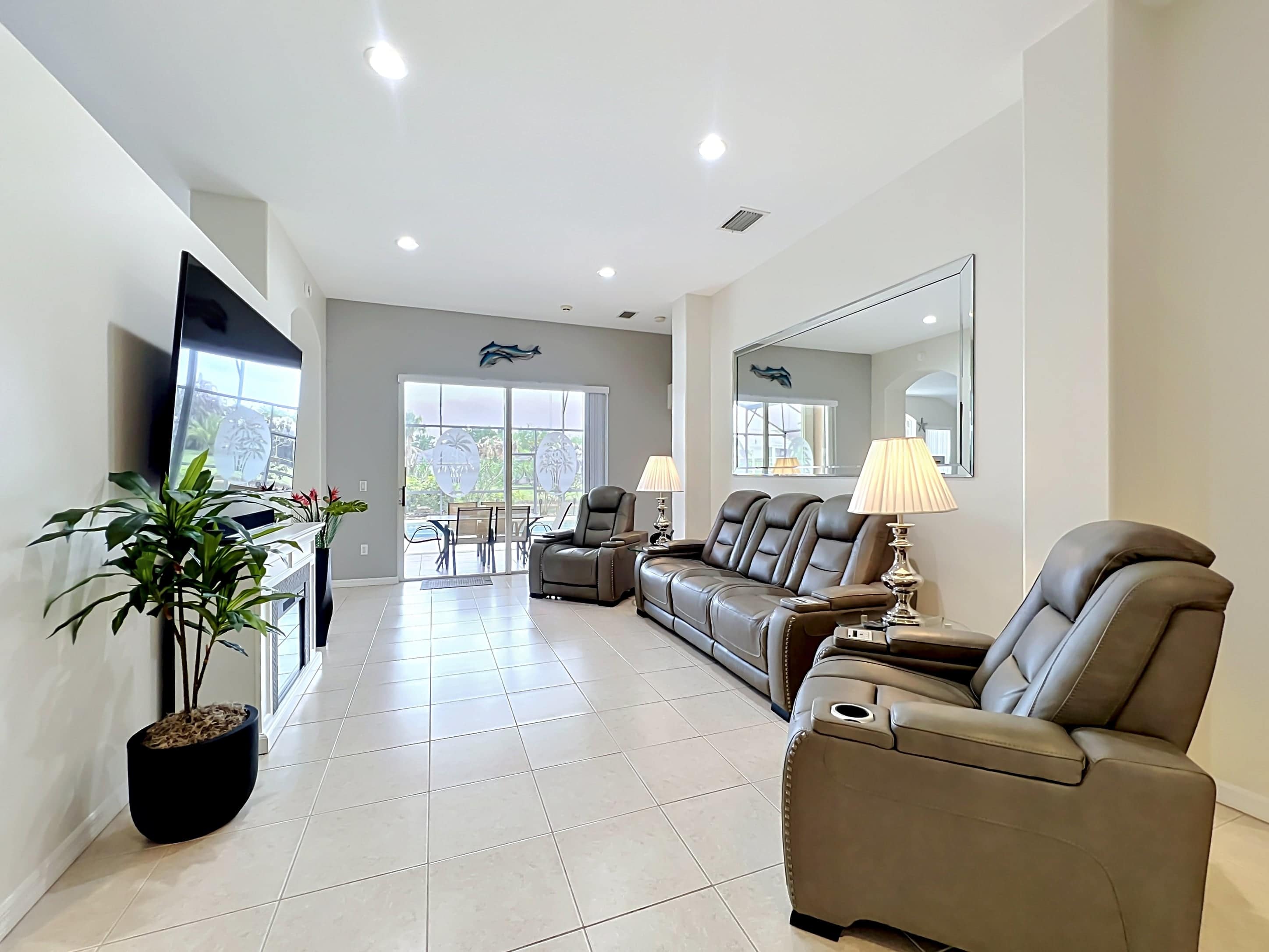 1343 Shoreline Circle – photo 2