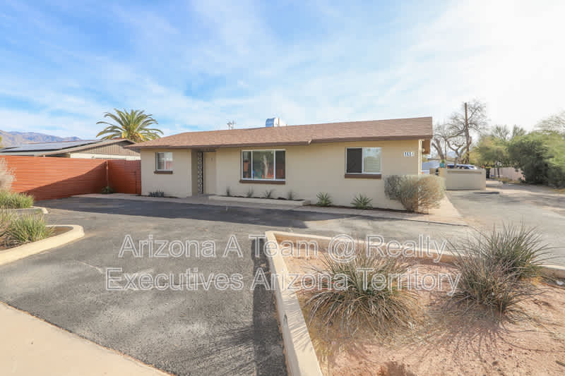 1654 North Rosemont Boulevard – photo 2