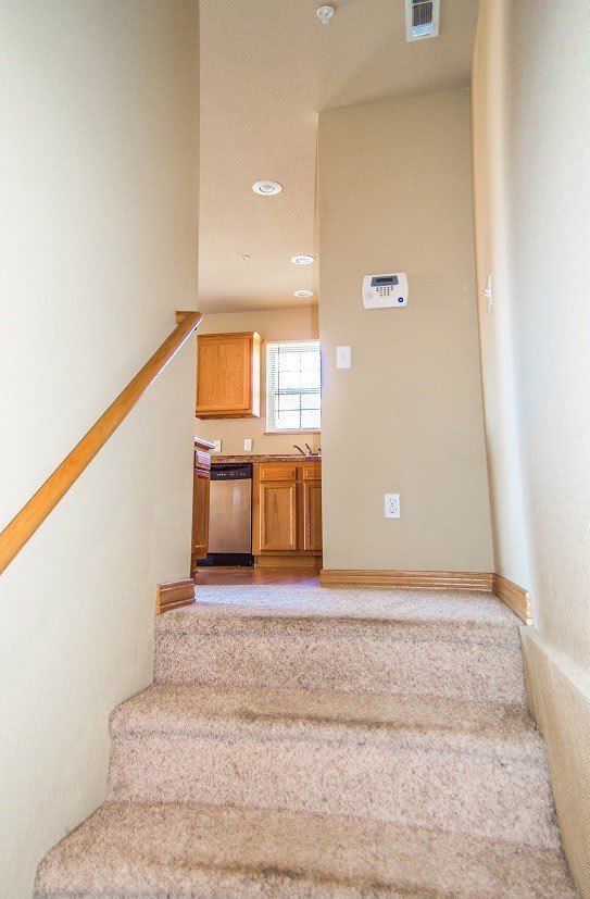 2877 W Hillshire Drive – photo 2