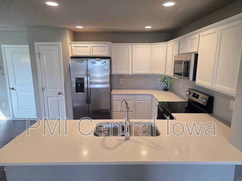 2316 Hazeltine Place – photo 5