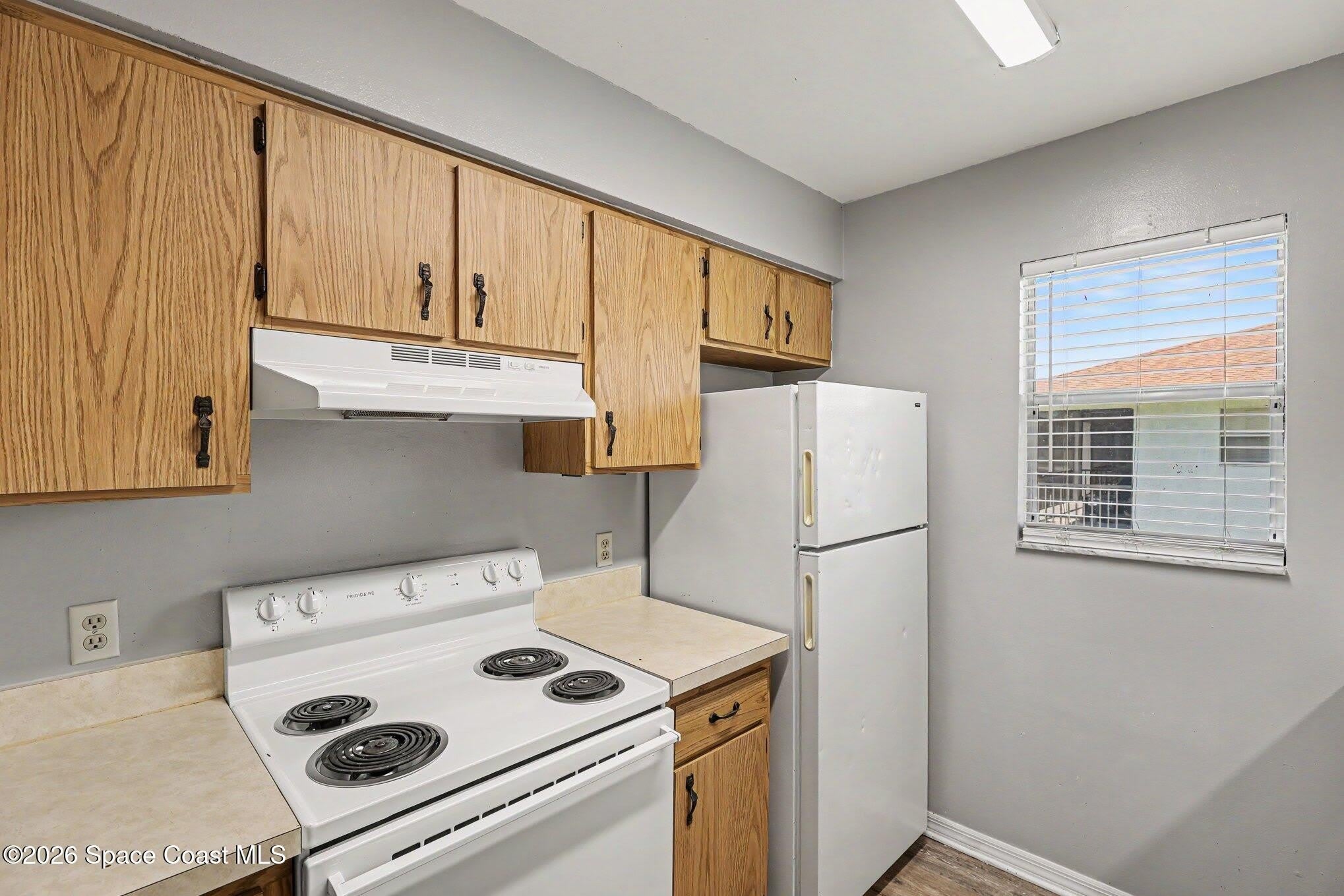 2286 Fox Hollow Drive – photo 4