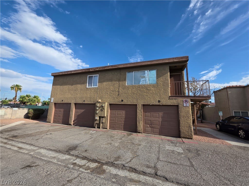 574 Roxella Lane – photo 3