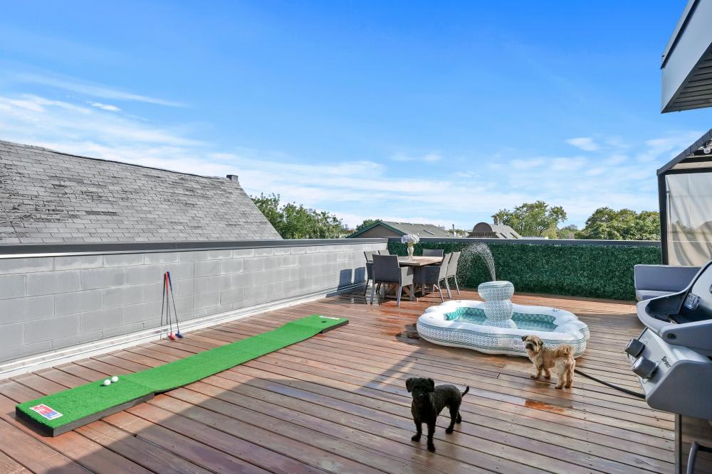 2240 W Medill Ave – photo 2