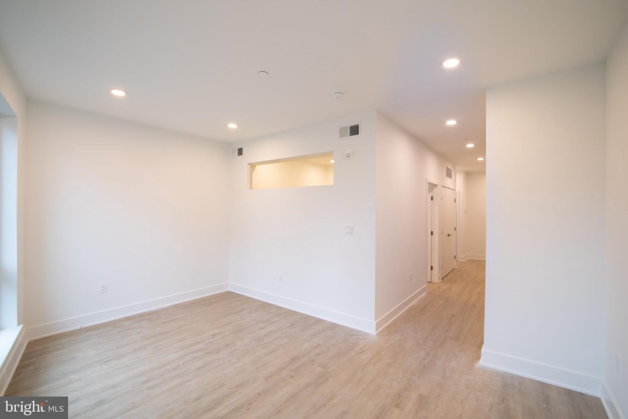 1325 N LEE Street – photo 4