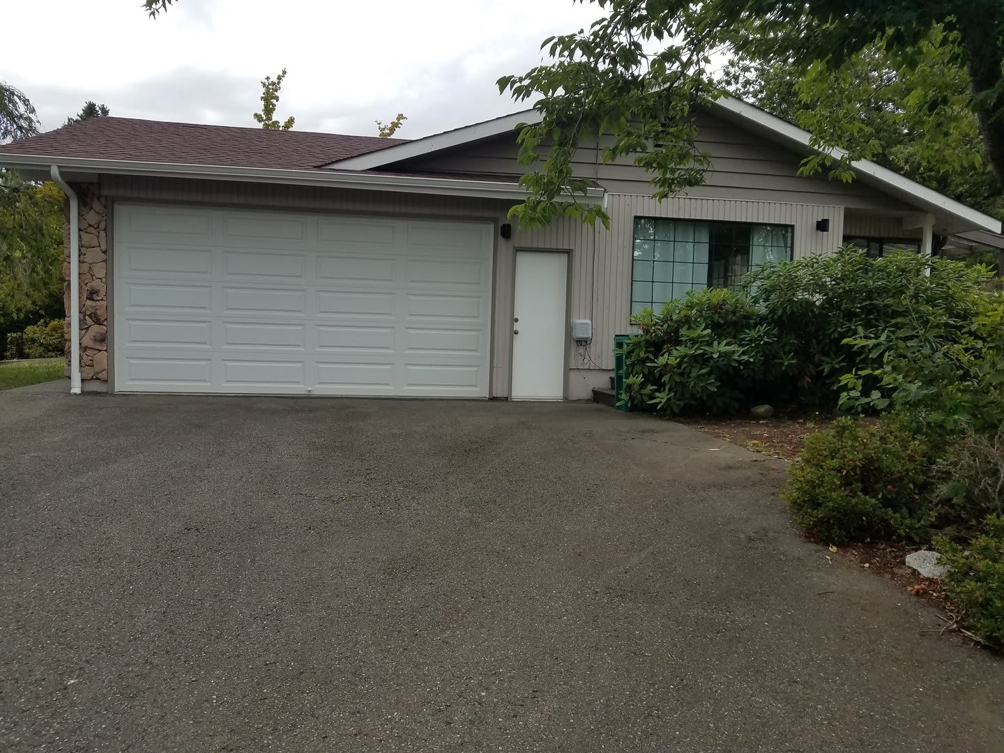 Short Term 3 Bedroom East Bremerton Home – photo 2