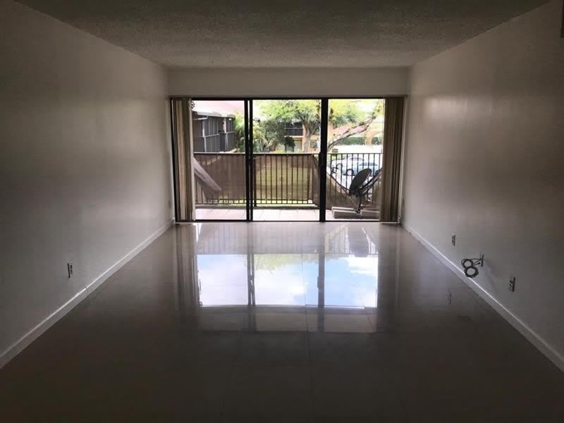 5825 Washington Street – photo 1