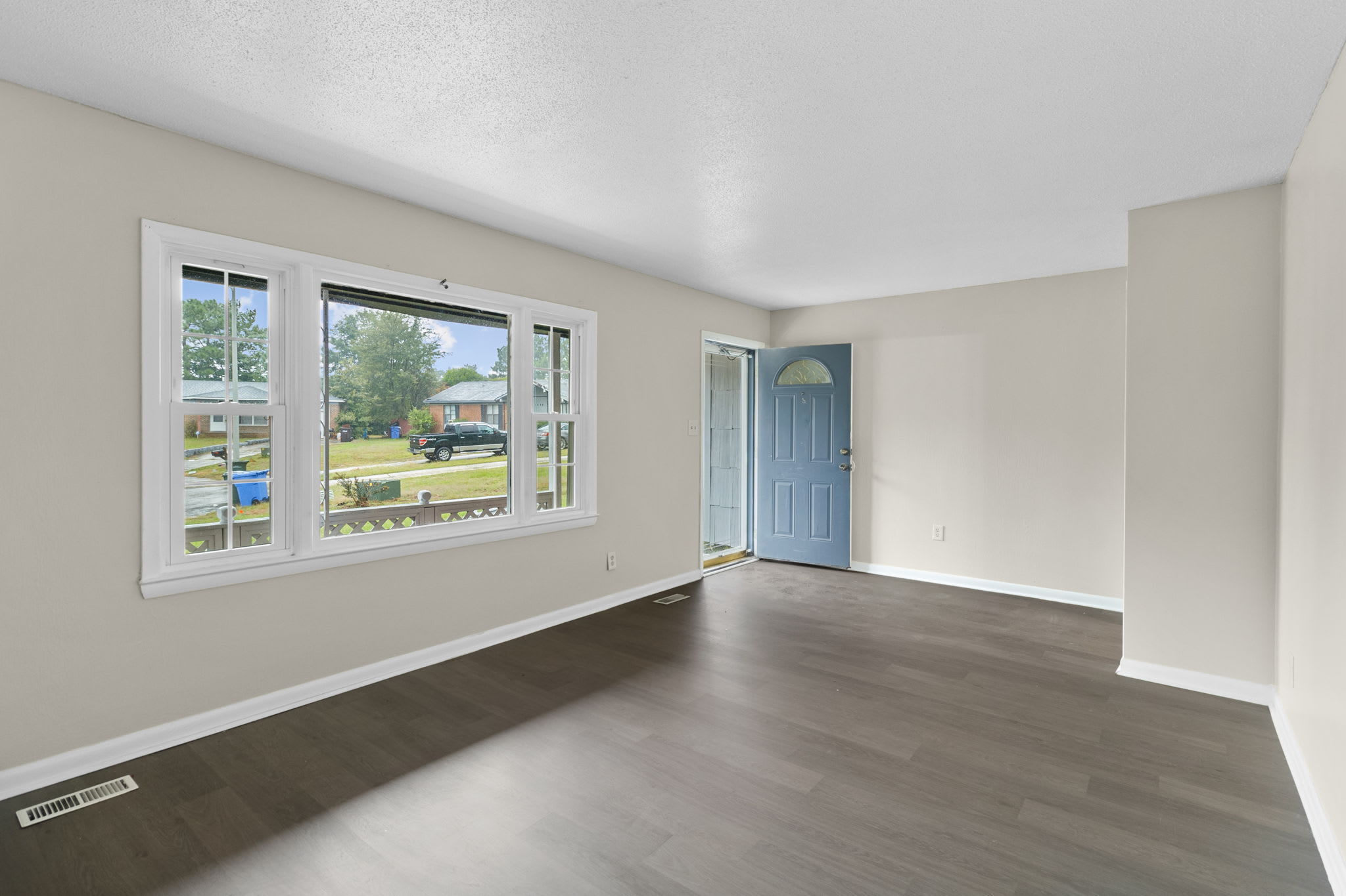1493 Argon Avenue – photo 2