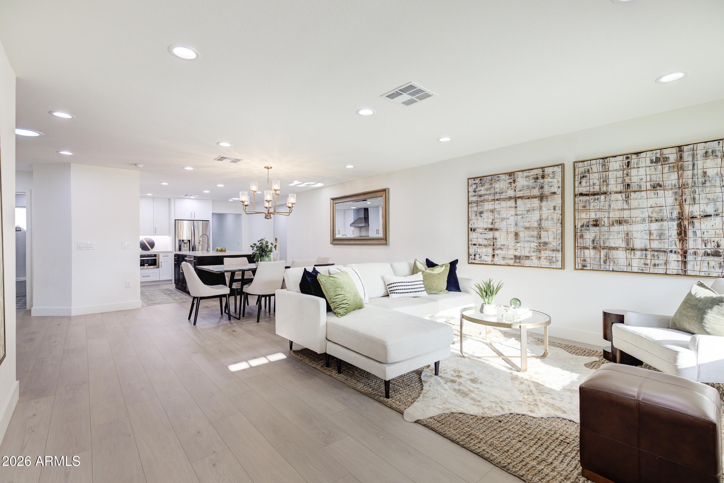 4235 N 35TH Way – photo 4