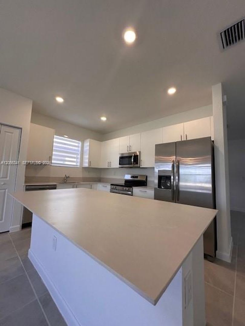 2265 SE 30th Street Master, Homestead, FL 33035 – photo 1