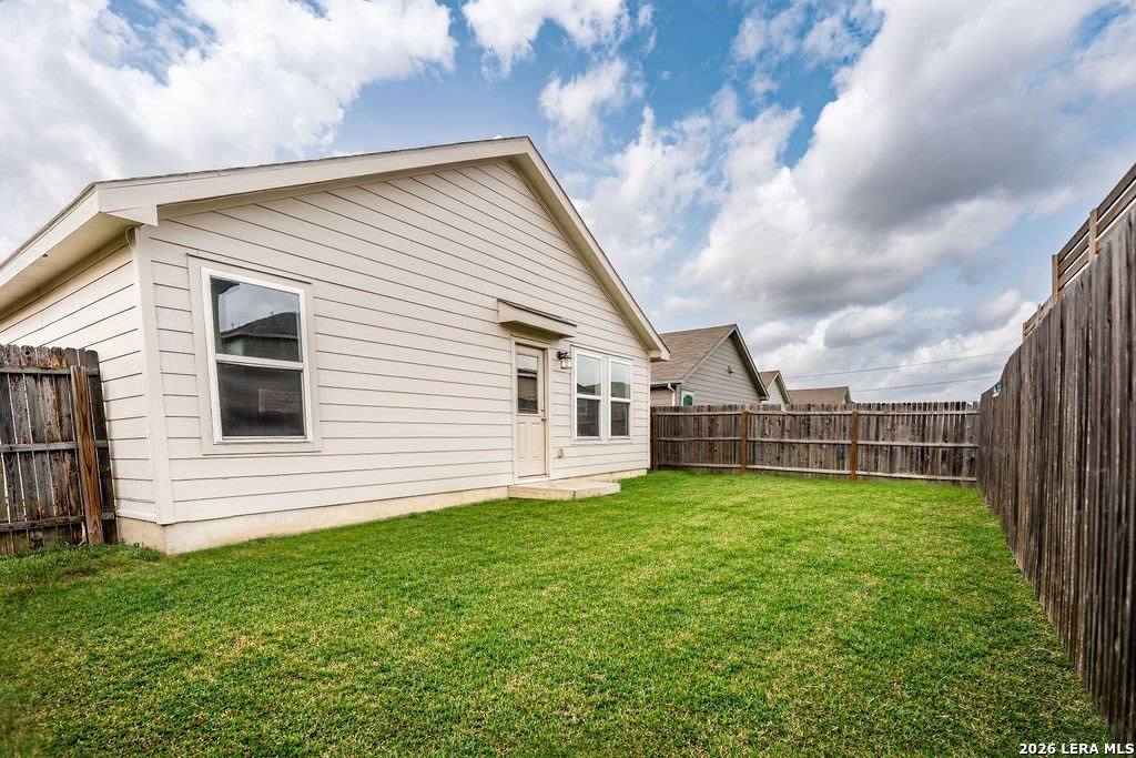 8507 Amistad Cove – photo 3