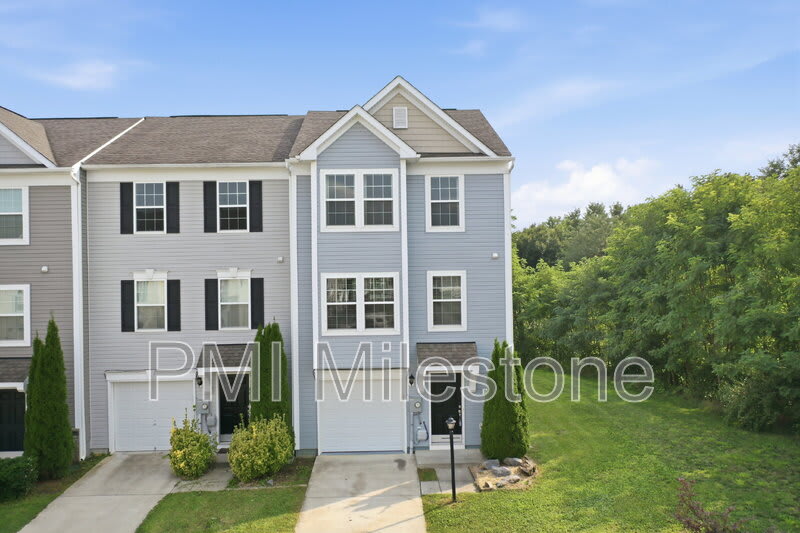100 Bertelli Ct – photo 2