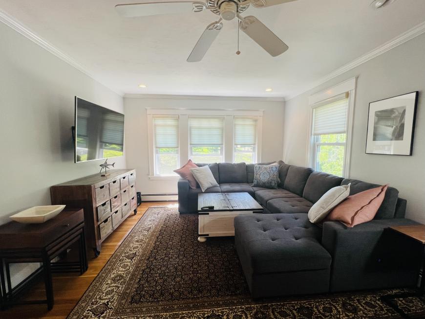 15 Abigail St. – photo 1