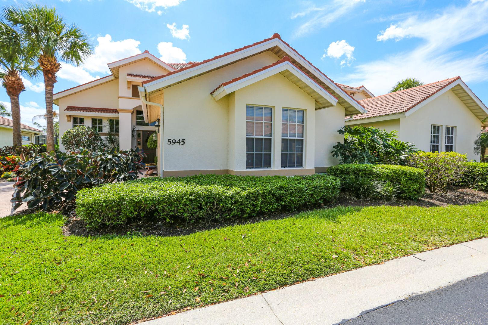 5945 Paradise Circle – photo 4