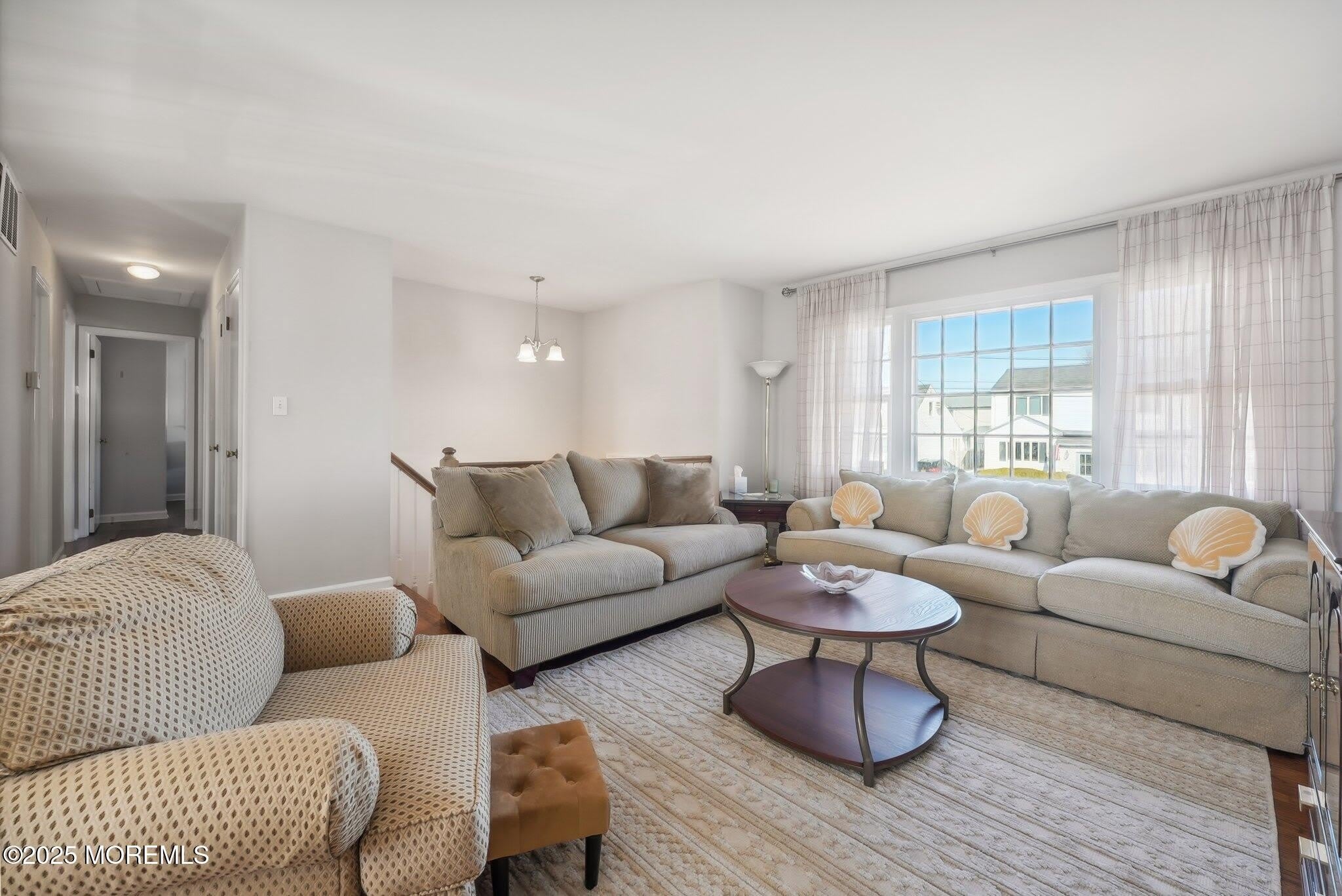 202 Yale Avenue – photo 3