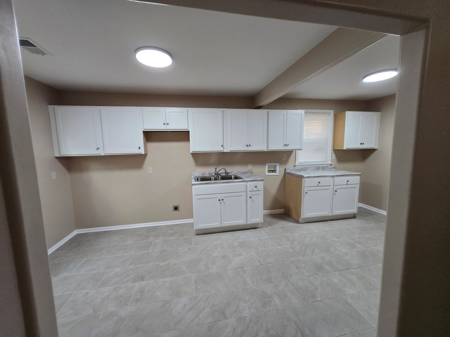 Newly renovated 3 bedroom, 2 bath home – photo 5