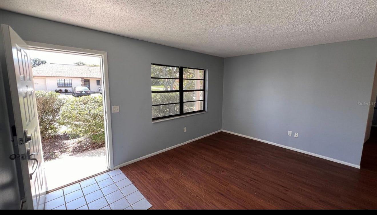 9103 Whitman Ln – photo 3