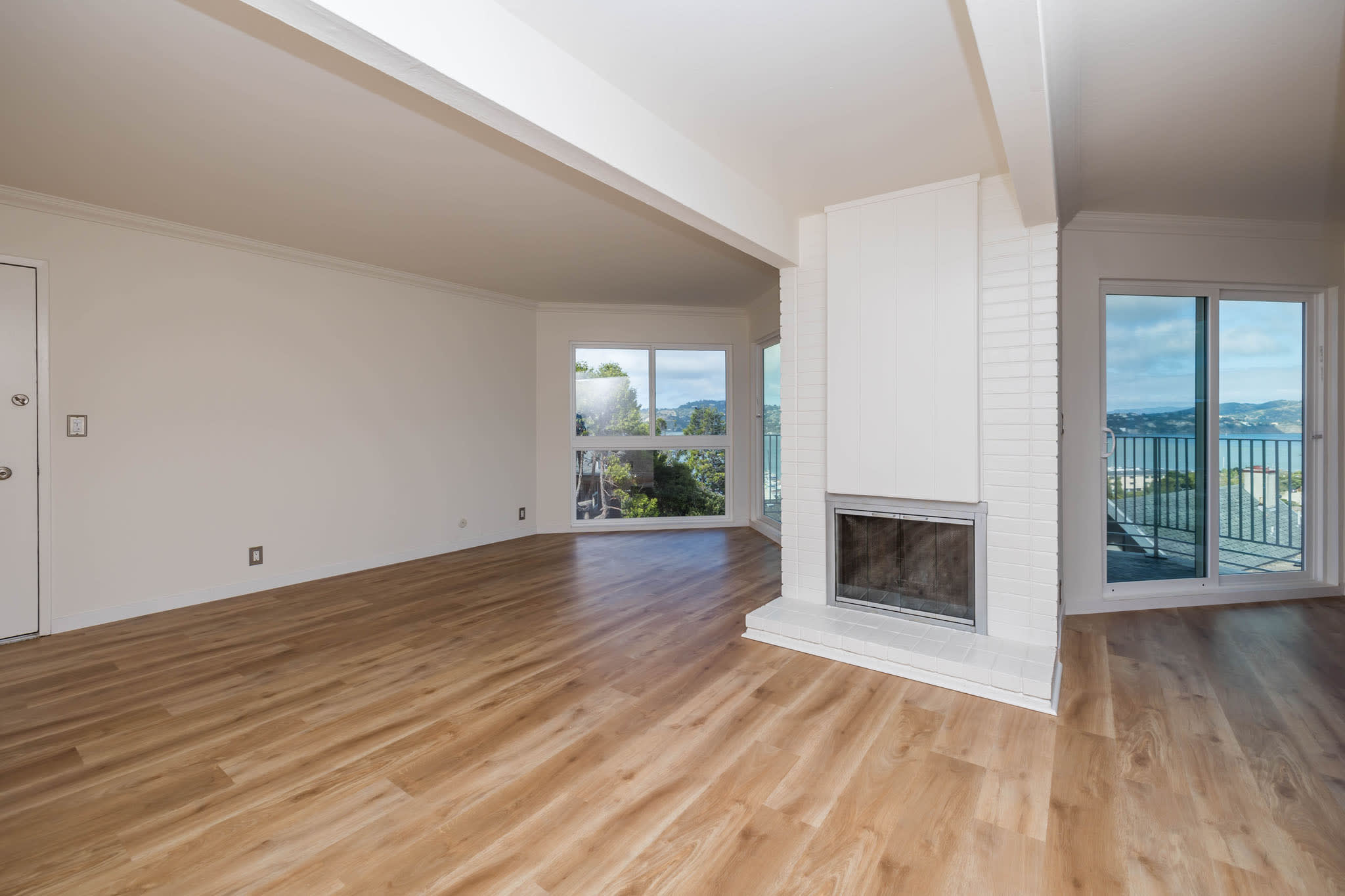 5-65 Rodeo Avenue – photo 2
