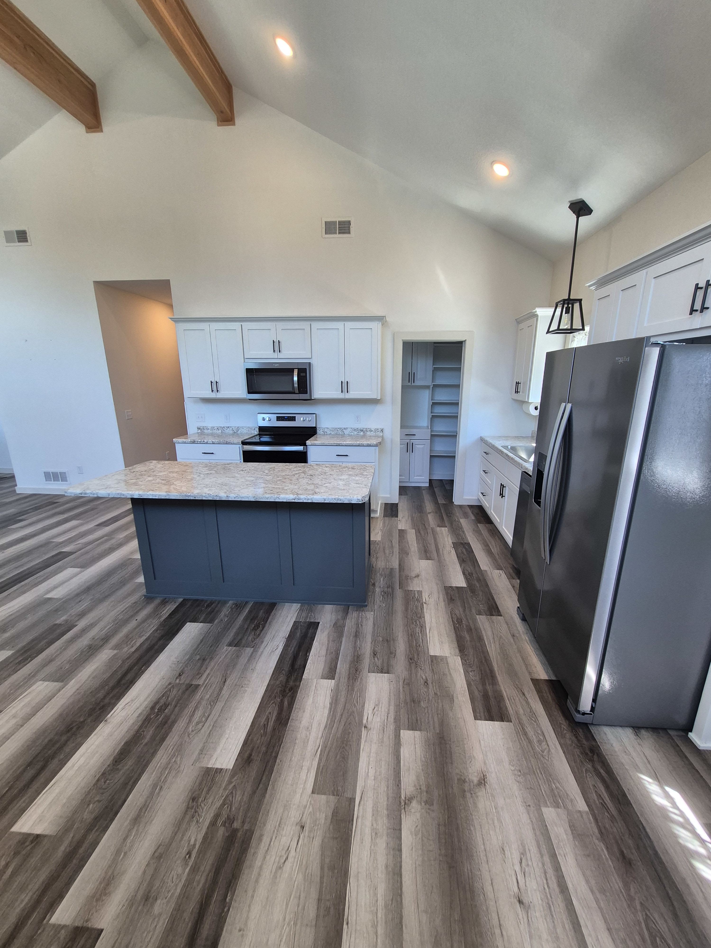 1000 10Th Ave Ne – photo 4