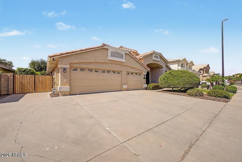 1466 E SPUR Avenue – photo 2