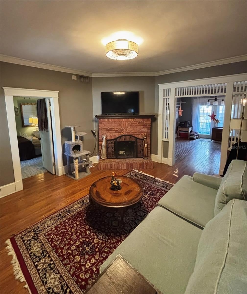427 9TH Avenue N – photo 4