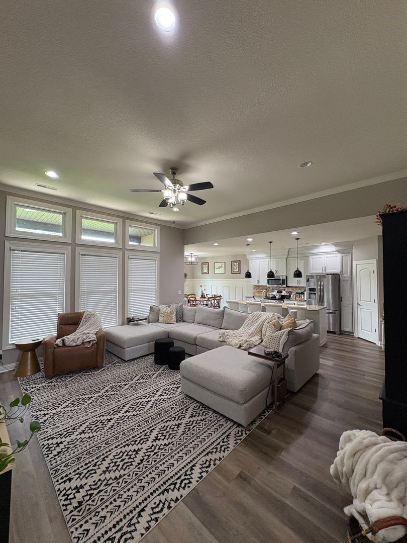 2 Bedroom 1 Bath – photo 2
